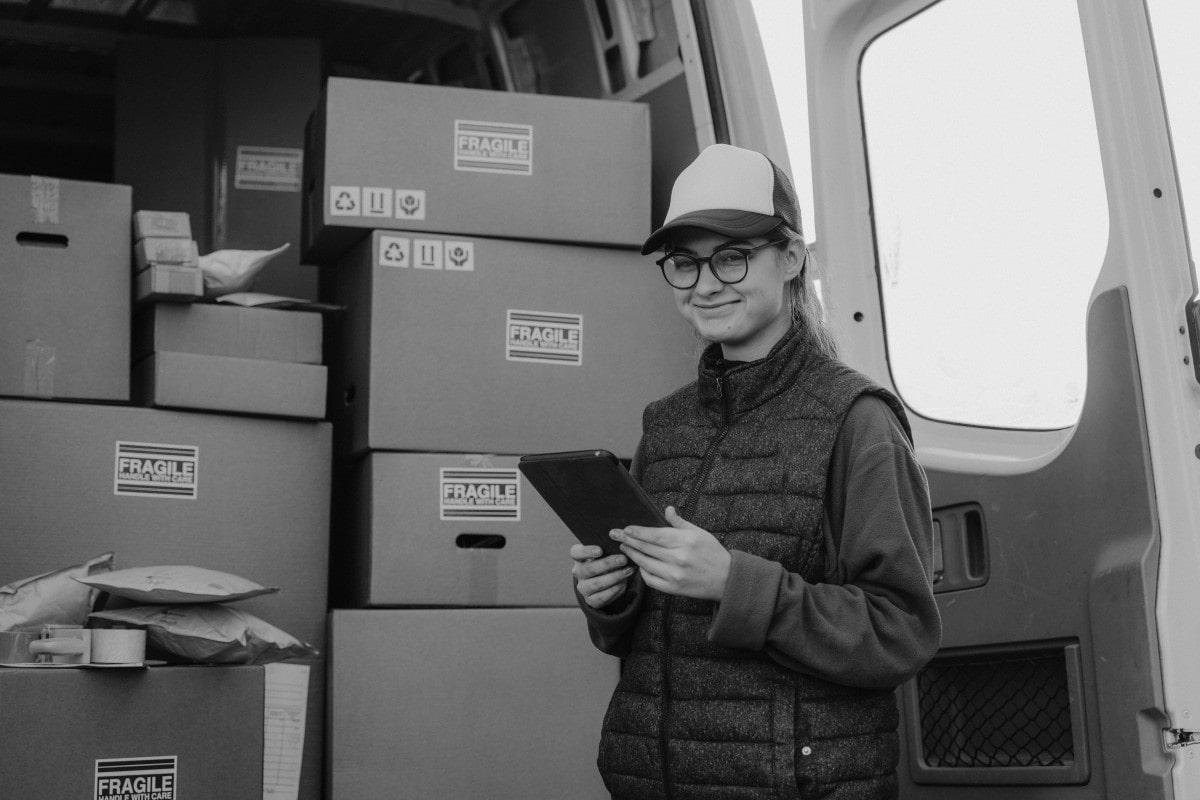 Avoiding Package Delivery hassles in Grant Park, Chicago with Delivery Amigo