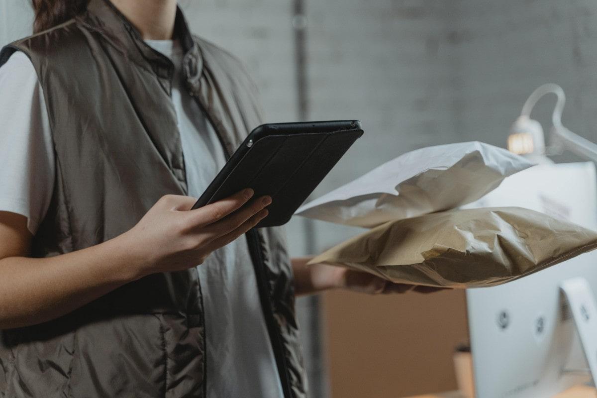 Tackling Package Delivery issues in Denver with Package Receiving and Package Acceptance